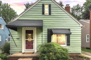 Two Bedroom, King bed, Private Cottage